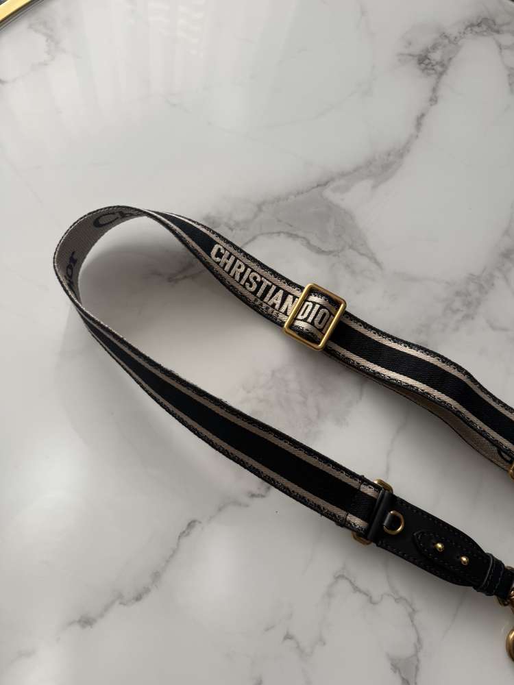 Dior strap