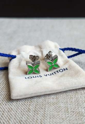 https://www.vipluxury.sk/Louis Vuitton Nausnice