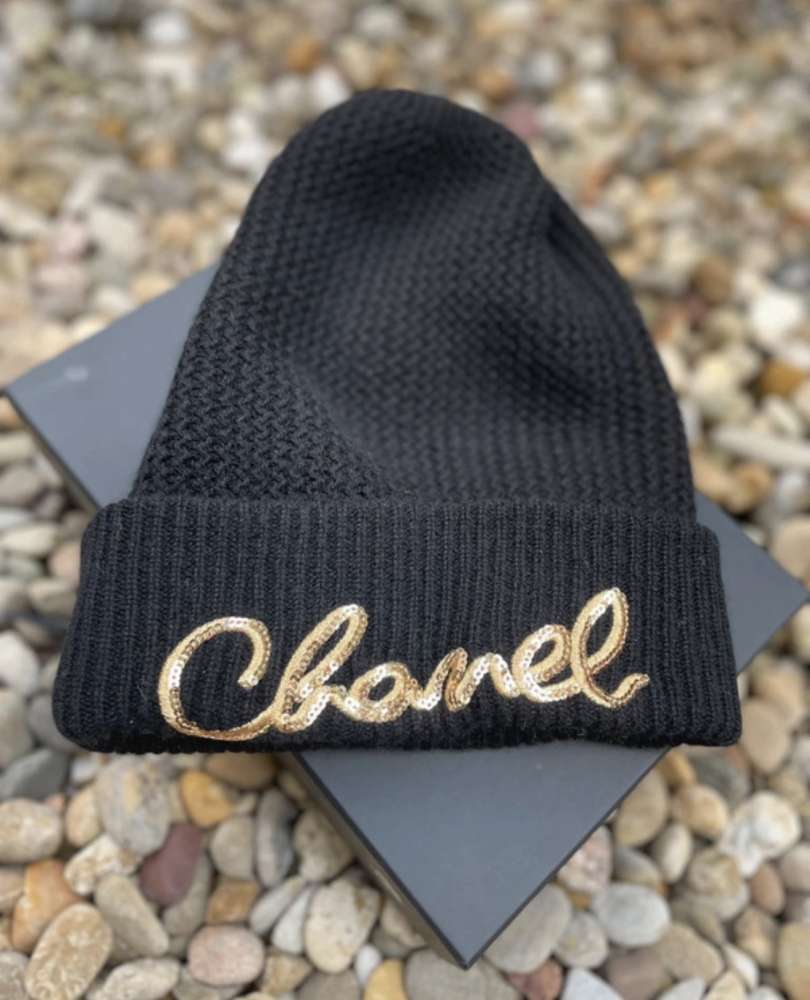 Chanel čiapka