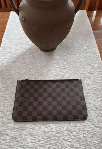 https://www.vipluxury.sk/Louis Vuitton clutch