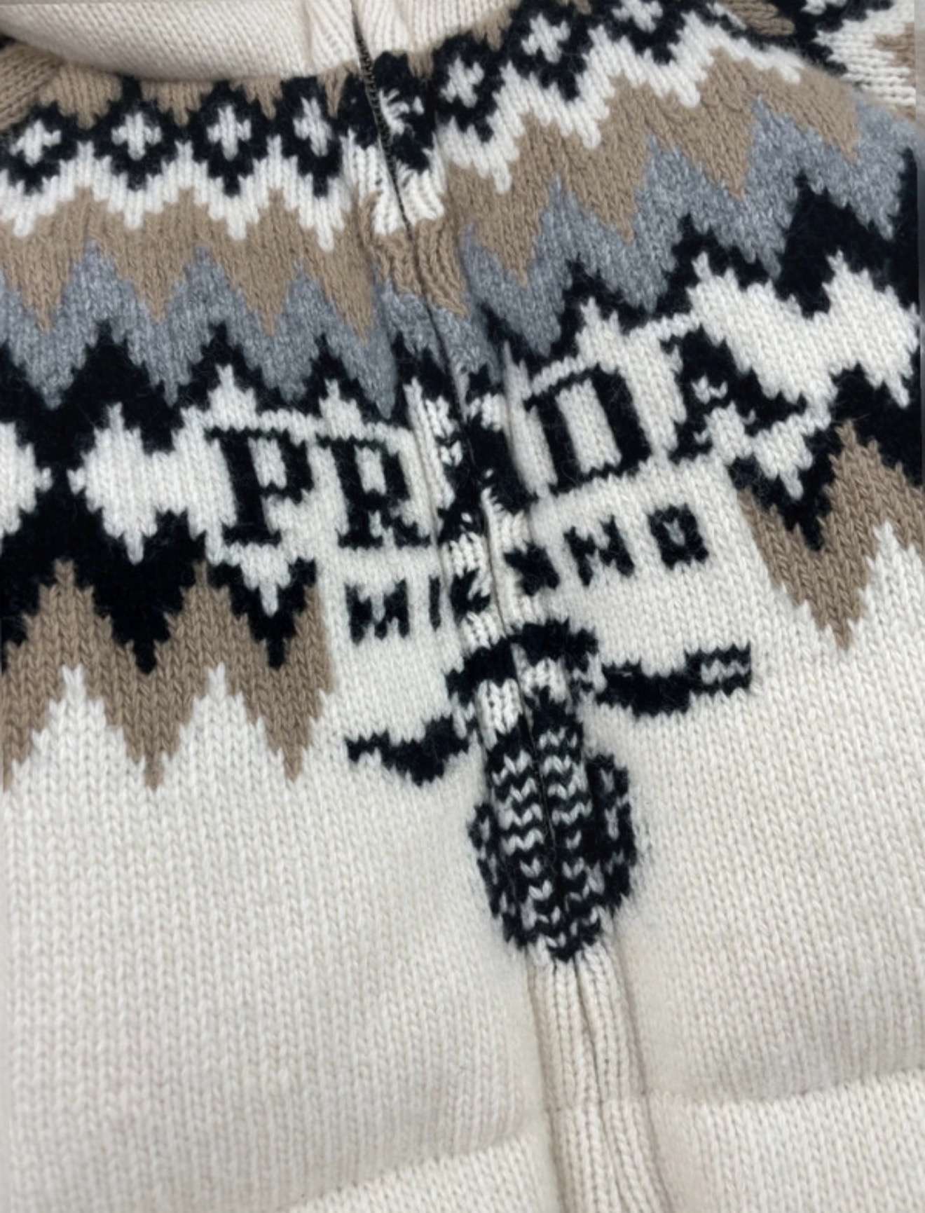Prada zimná Bunda