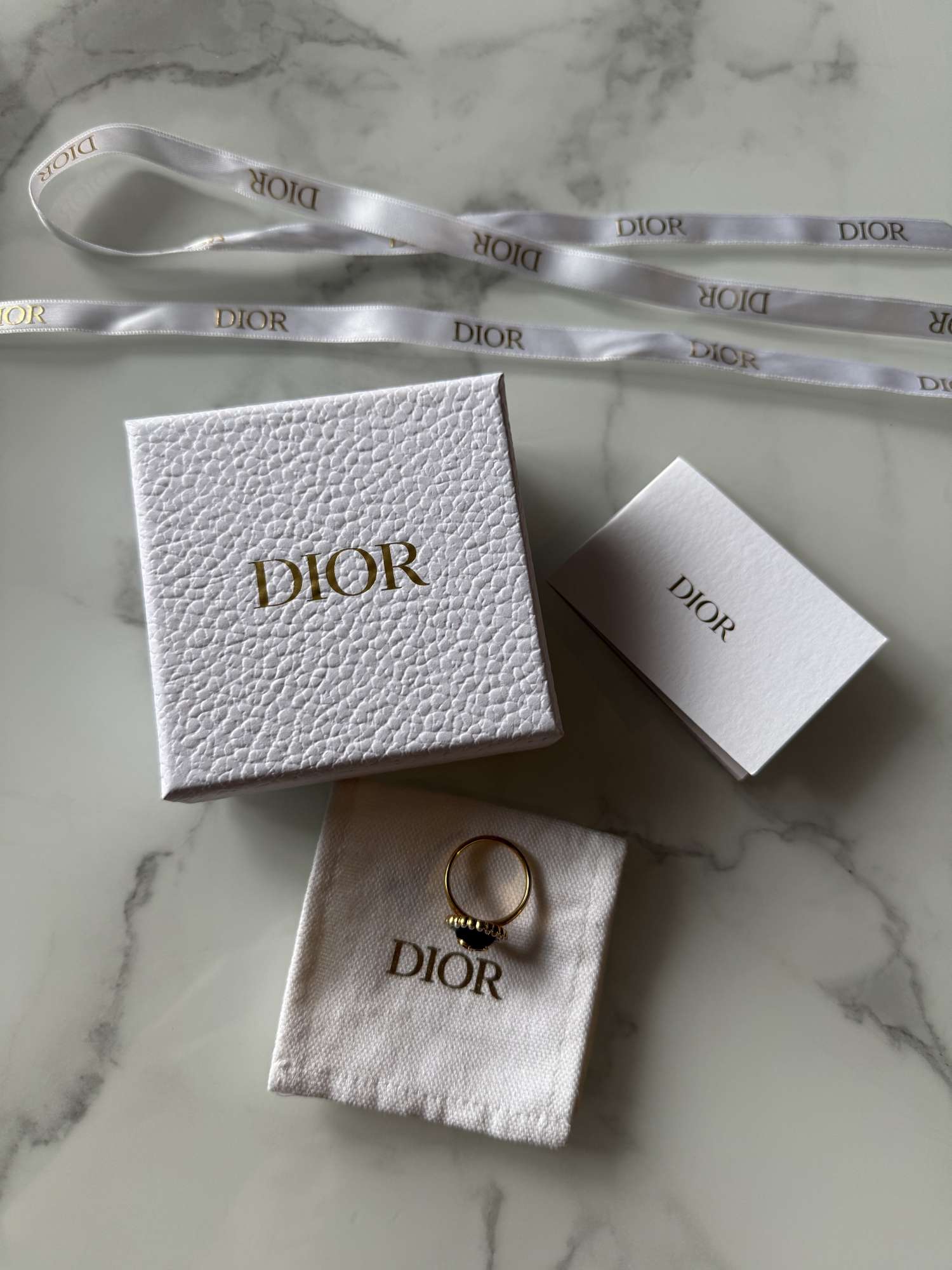 Dior prsteň