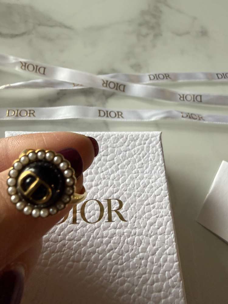 Dior prsteň