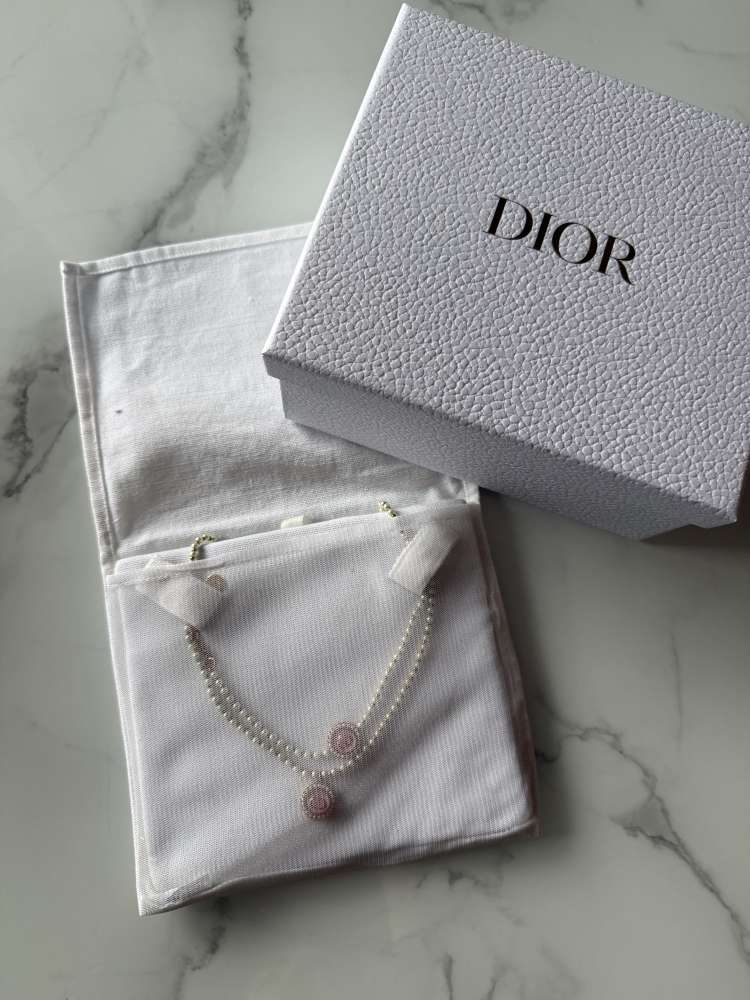 Dior set nahrdelnik a náramok