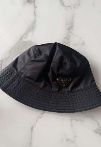 https://www.vipluxury.sk/Prada klobuk