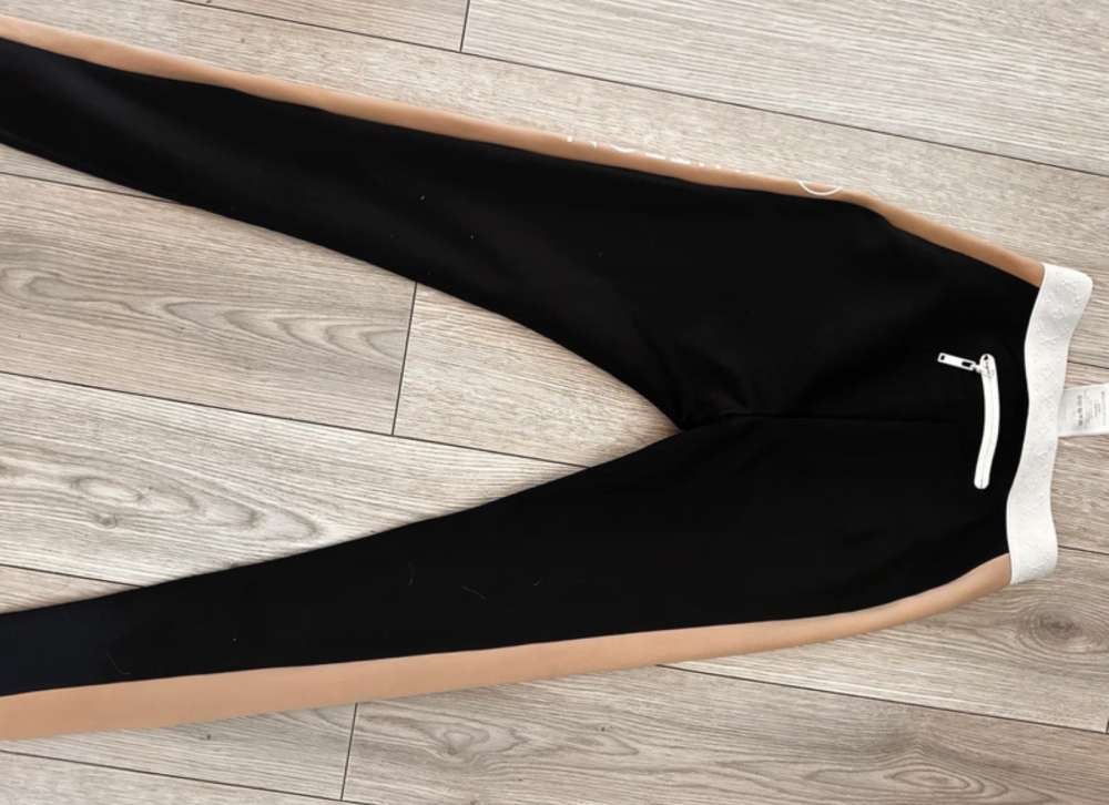 Louis Vuitton legíny
