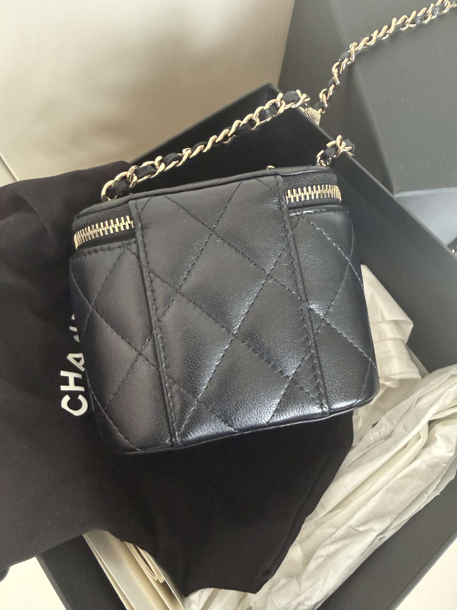 Chanel vanity mini