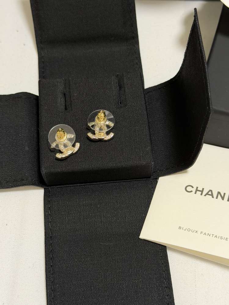 Chanel classic  náušnice