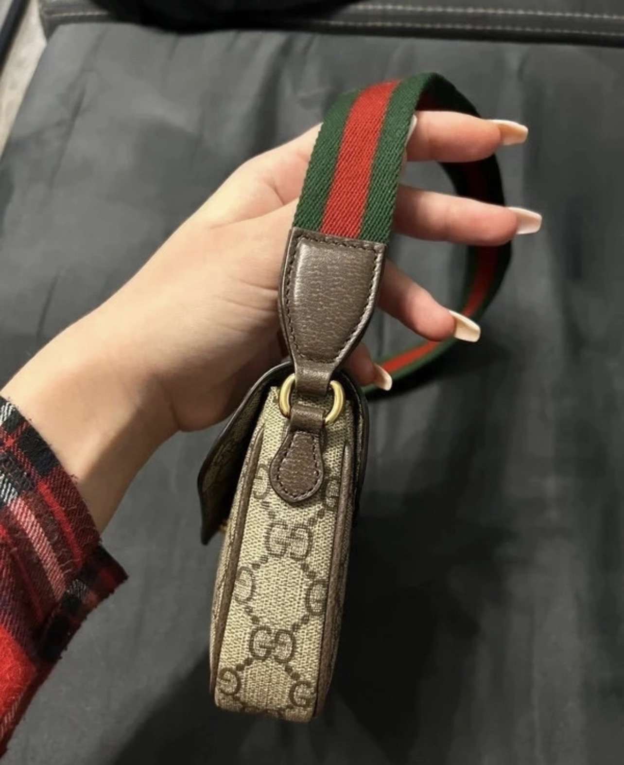 Ophidia pochette