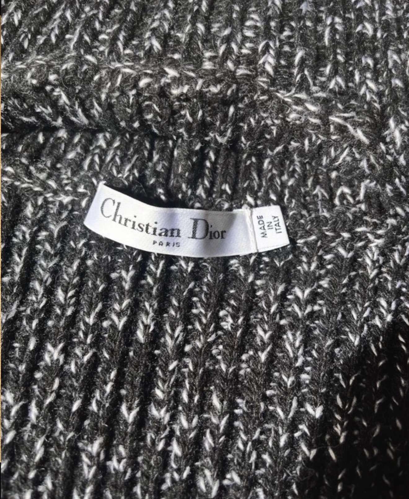 Dior nákrčník