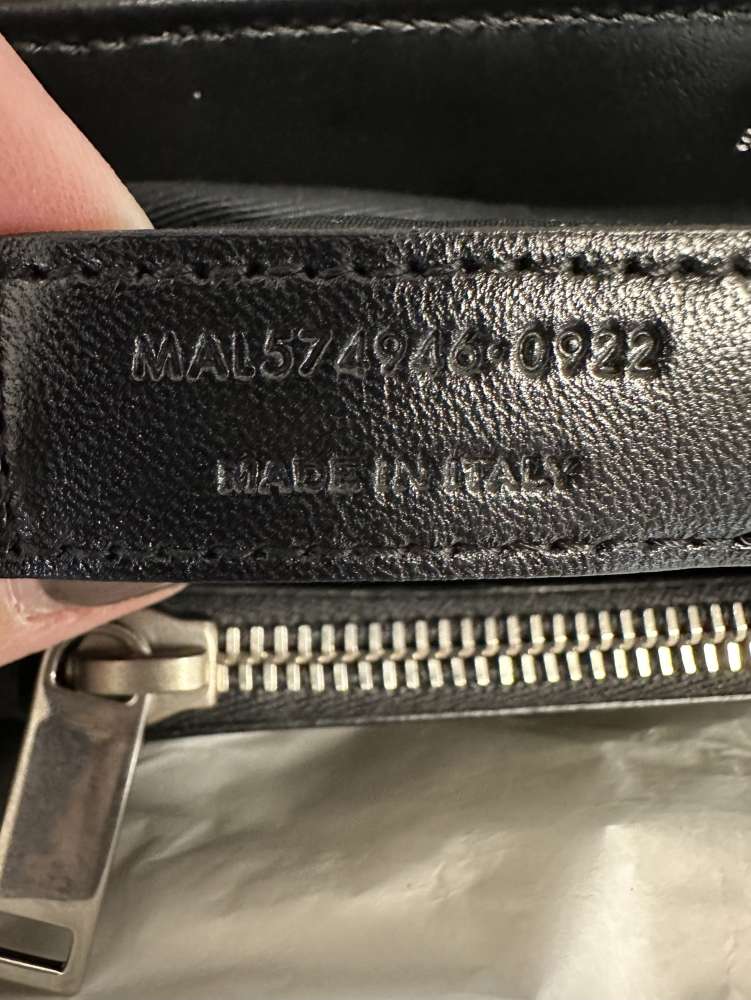 YSL Loulou Medium kabelka