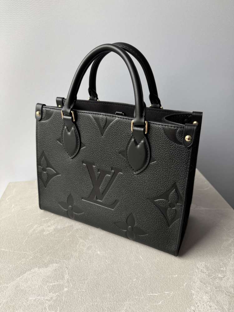 LOUIS VUITTON Onthego PM čierna kabelka taška FULL SET