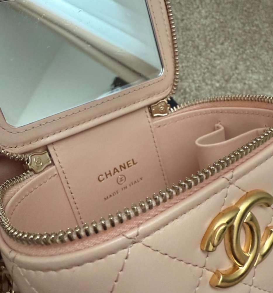 Chanel Vanity mini
