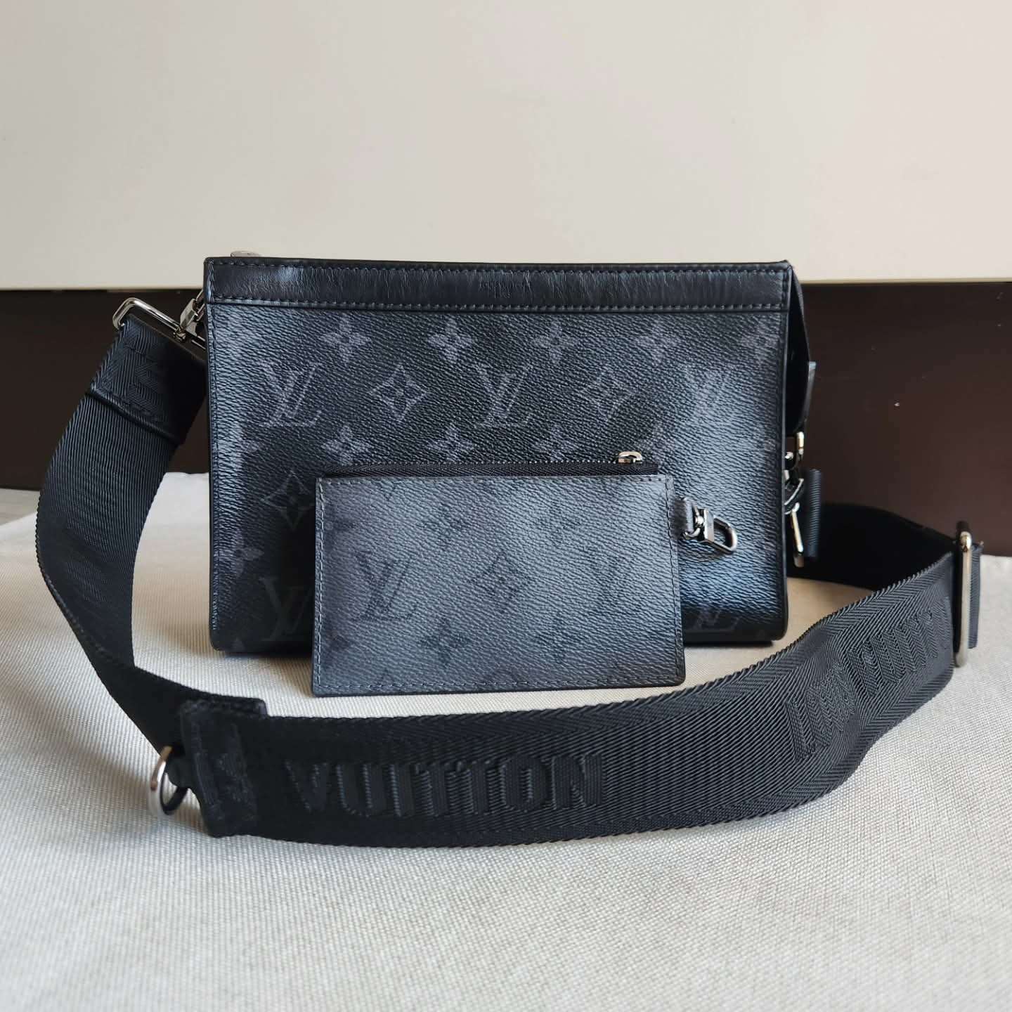 Louis Vuitton Gaston