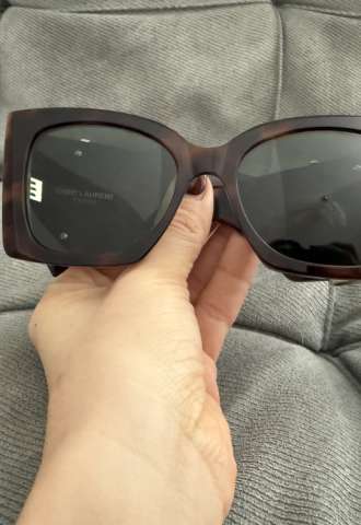 https://www.vipluxury.sk/Slnečné okuliare YSL