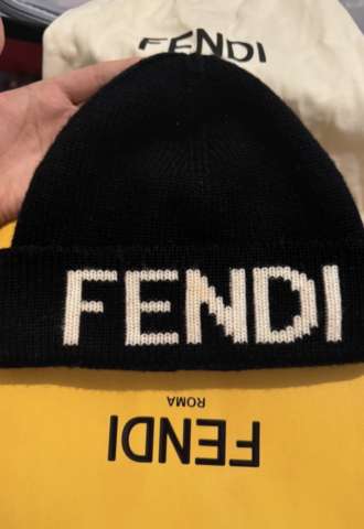 https://www.vipluxury.sk/Fendi čiapka