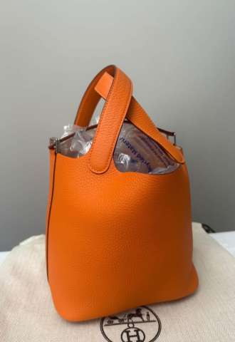 https://www.vipluxury.sk/Hermès Picotin 18 Lock Orange Poppy