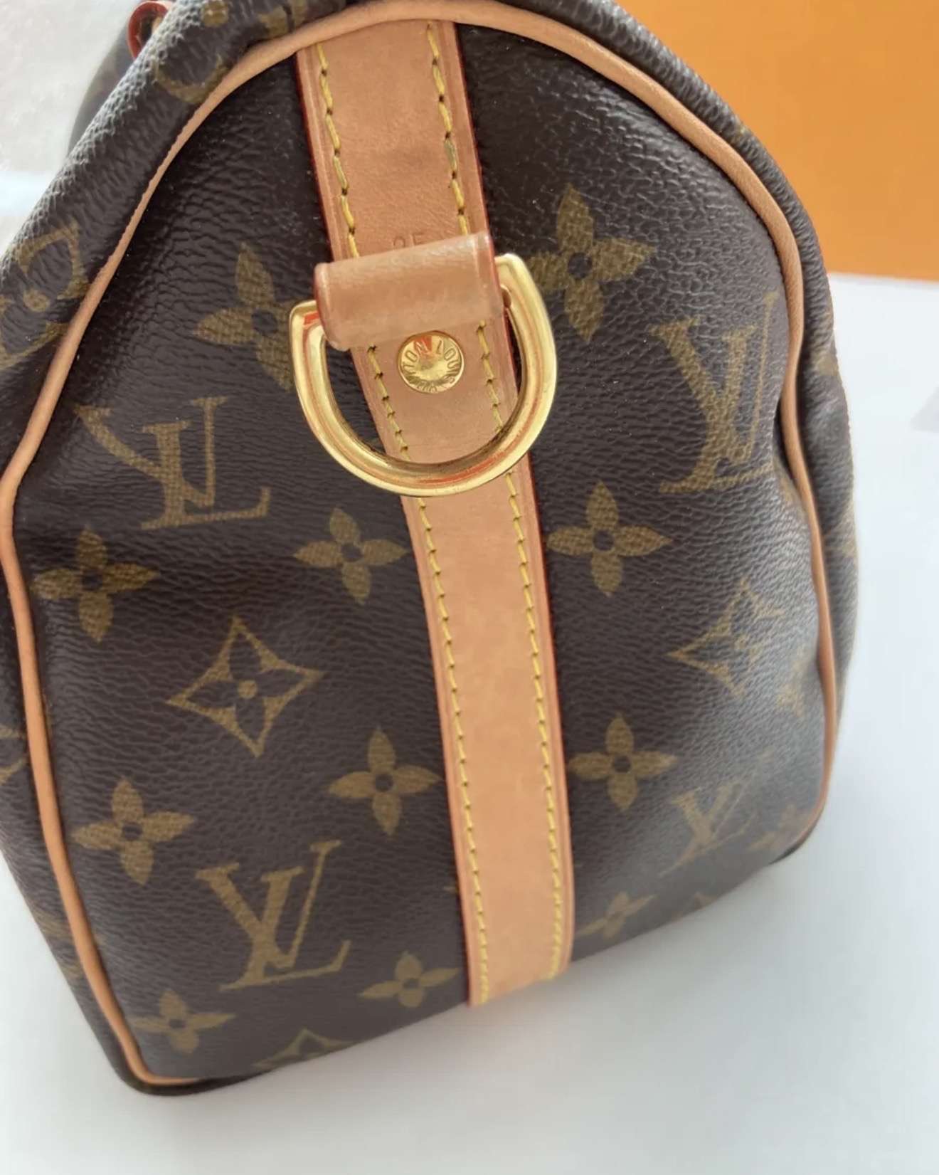 Louis Vuitton speedy 25