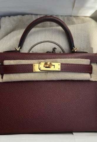 https://www.vipluxury.sk/Hermes mini kelly