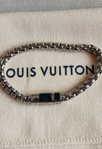 https://www.vipluxury.sk/Louis Vuitton Naramek