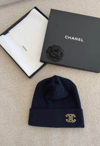 https://www.vipluxury.sk/Chanel čiapka