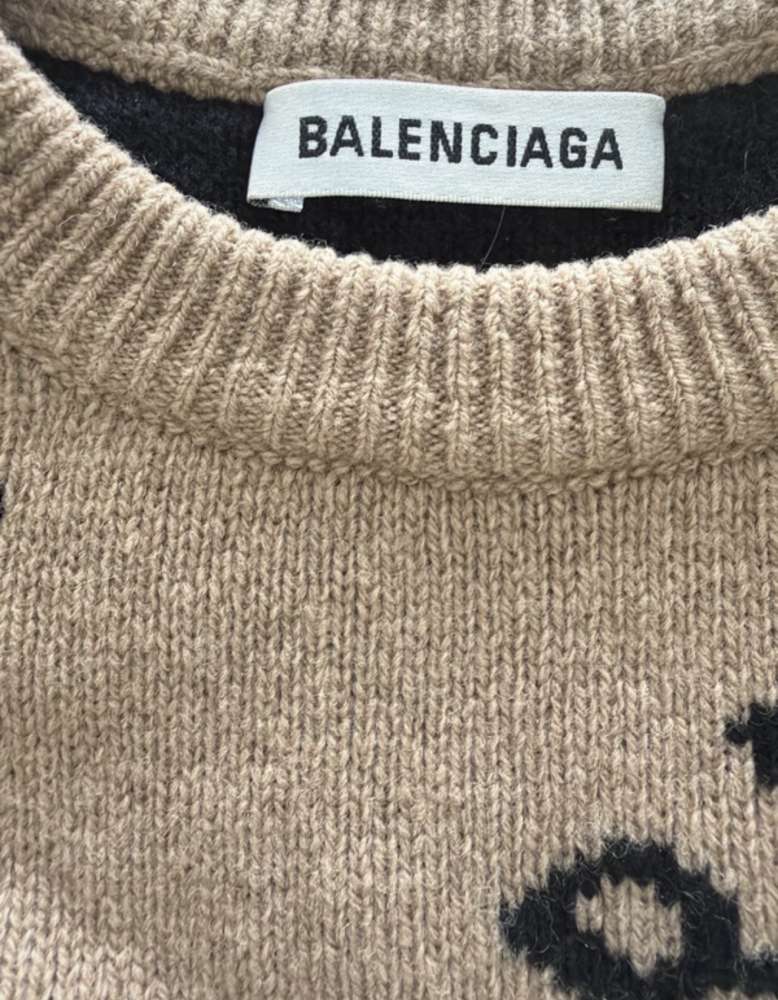 Balenciaga sveter