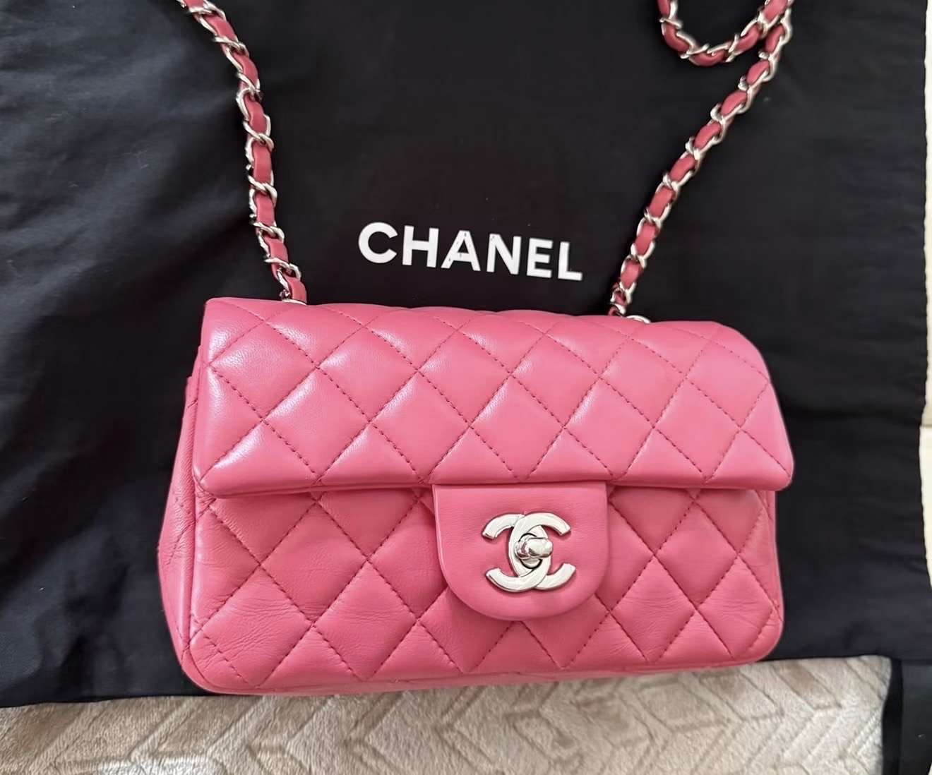 Chanel mini