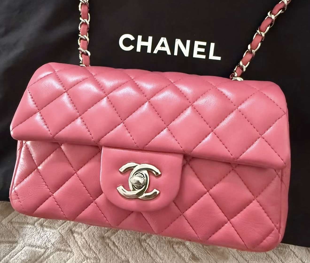 Chanel mini