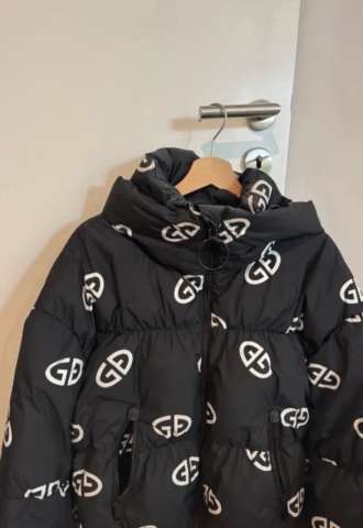 https://www.vipluxury.sk/Goldbergh