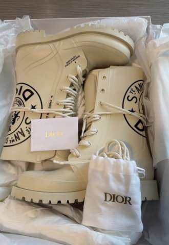 https://www.vipluxury.sk/Dior Cizmy