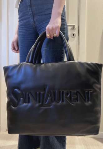 https://www.vipluxury.sk/YSL Kabelka
