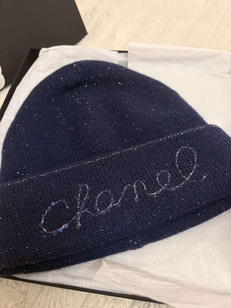 Chanel ciapka