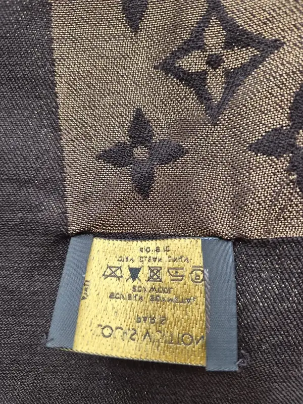 Louis Vuitton Monogram Lurex Shine Shawl Brown