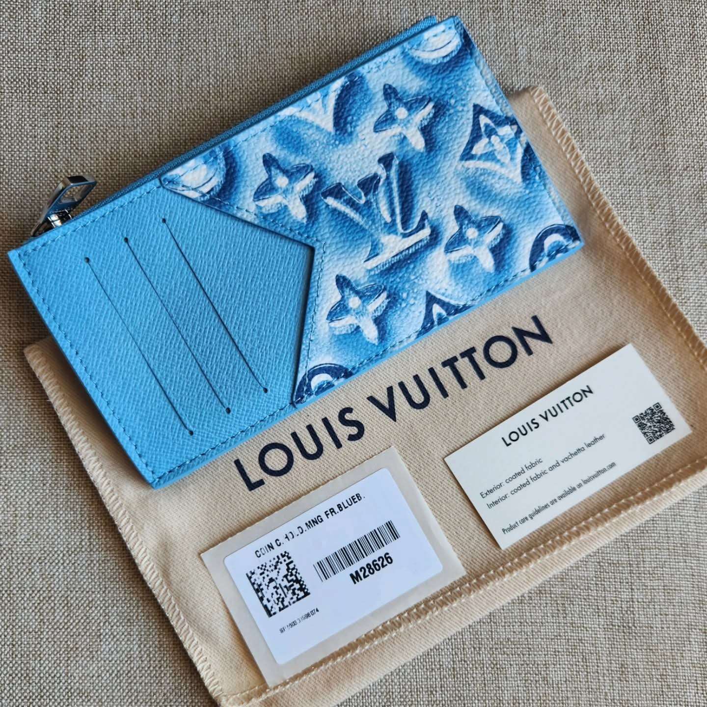 Louis Vuitton Cardholder