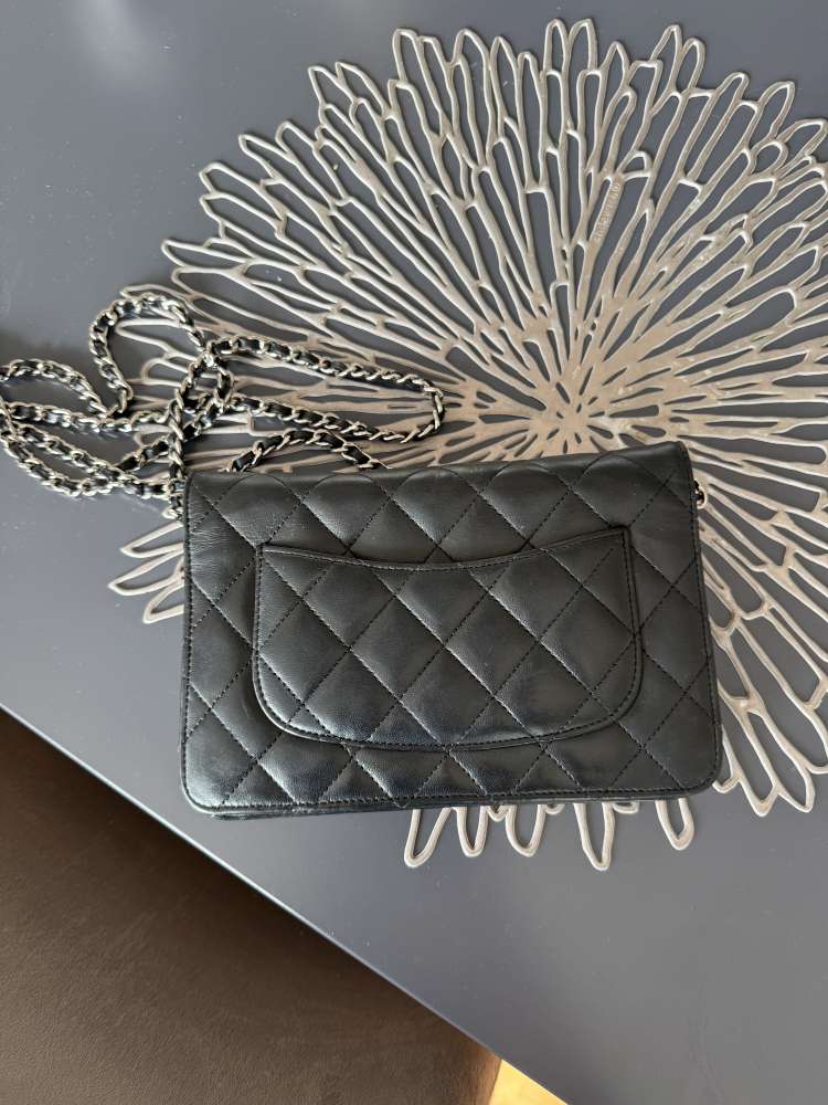 Chanel WOC