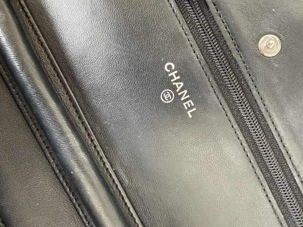 Chanel WOC