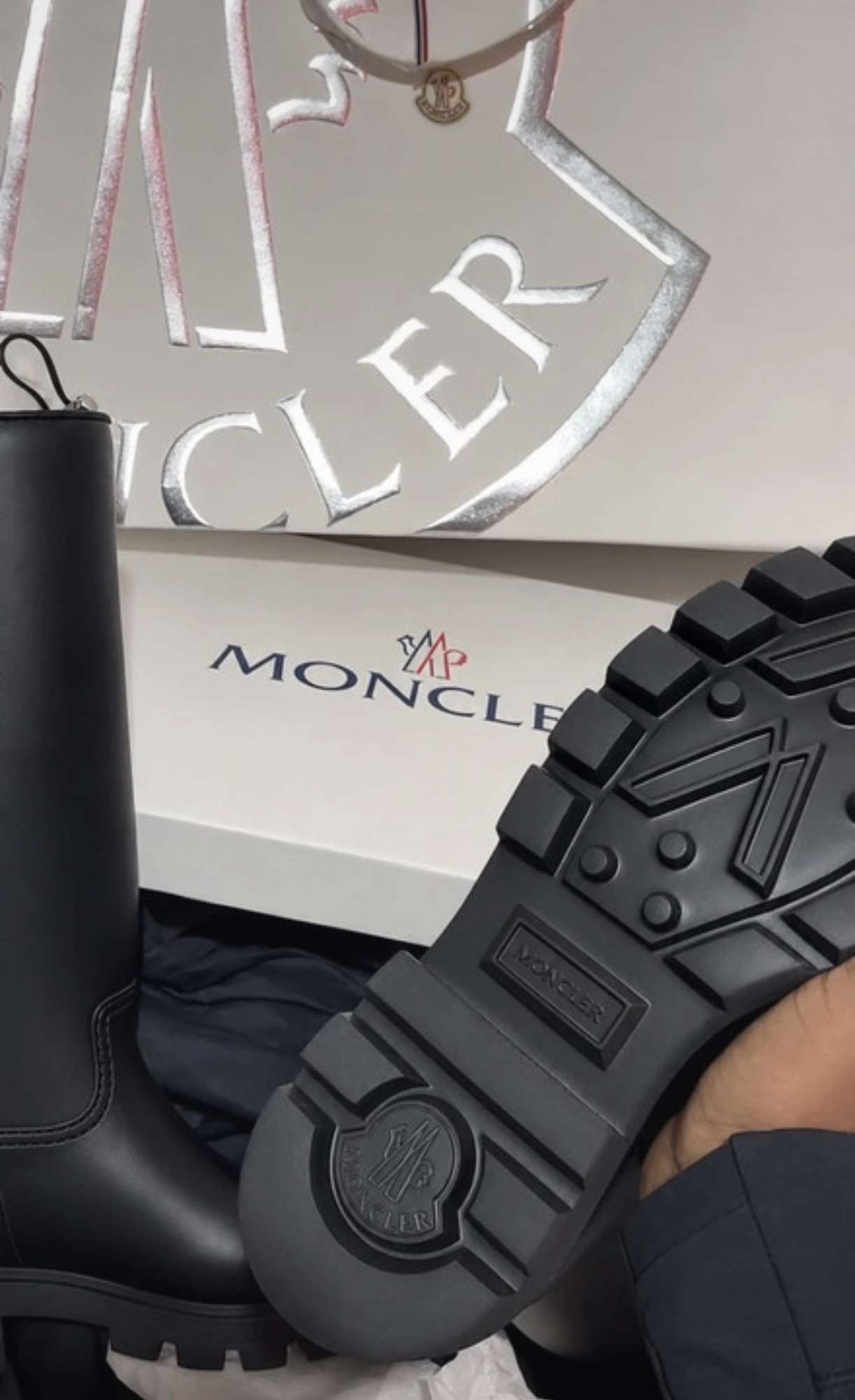 Moncler čižmy