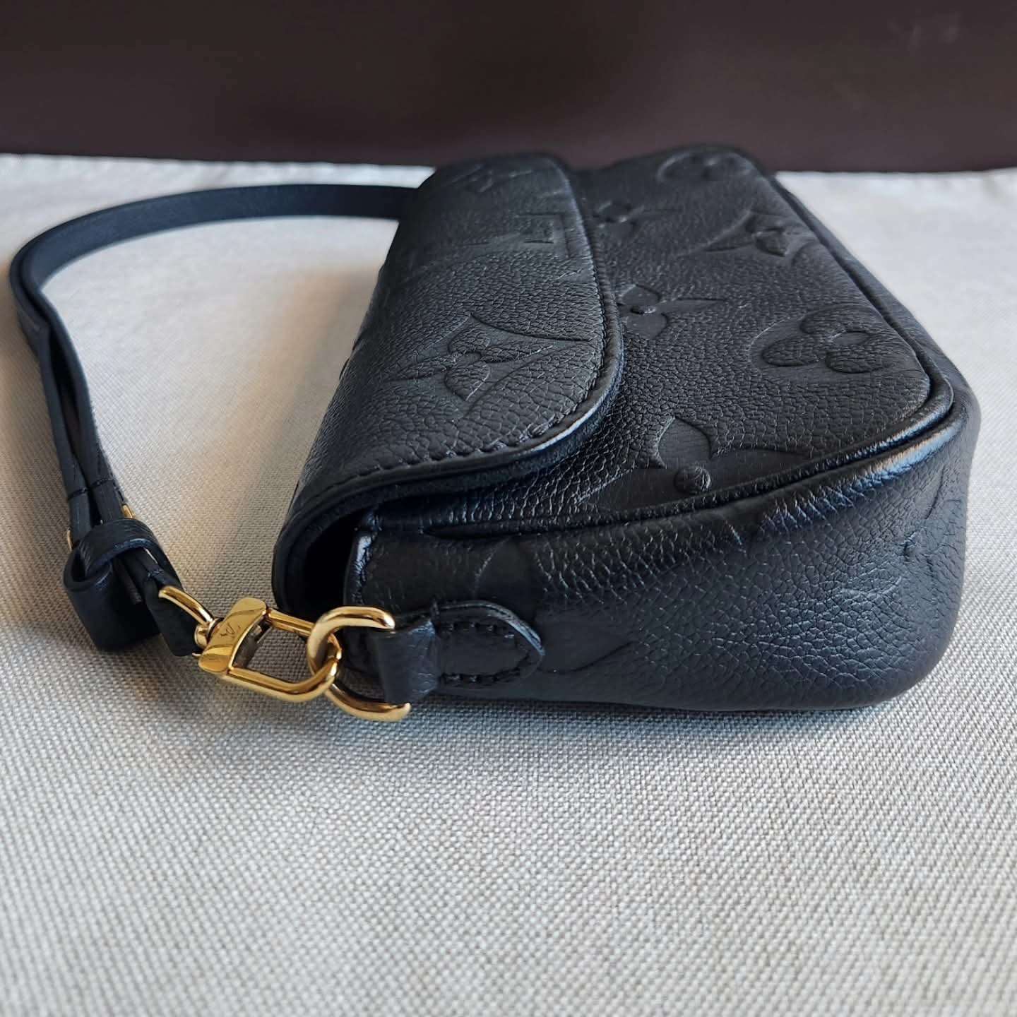Louis Vuitton Ivy