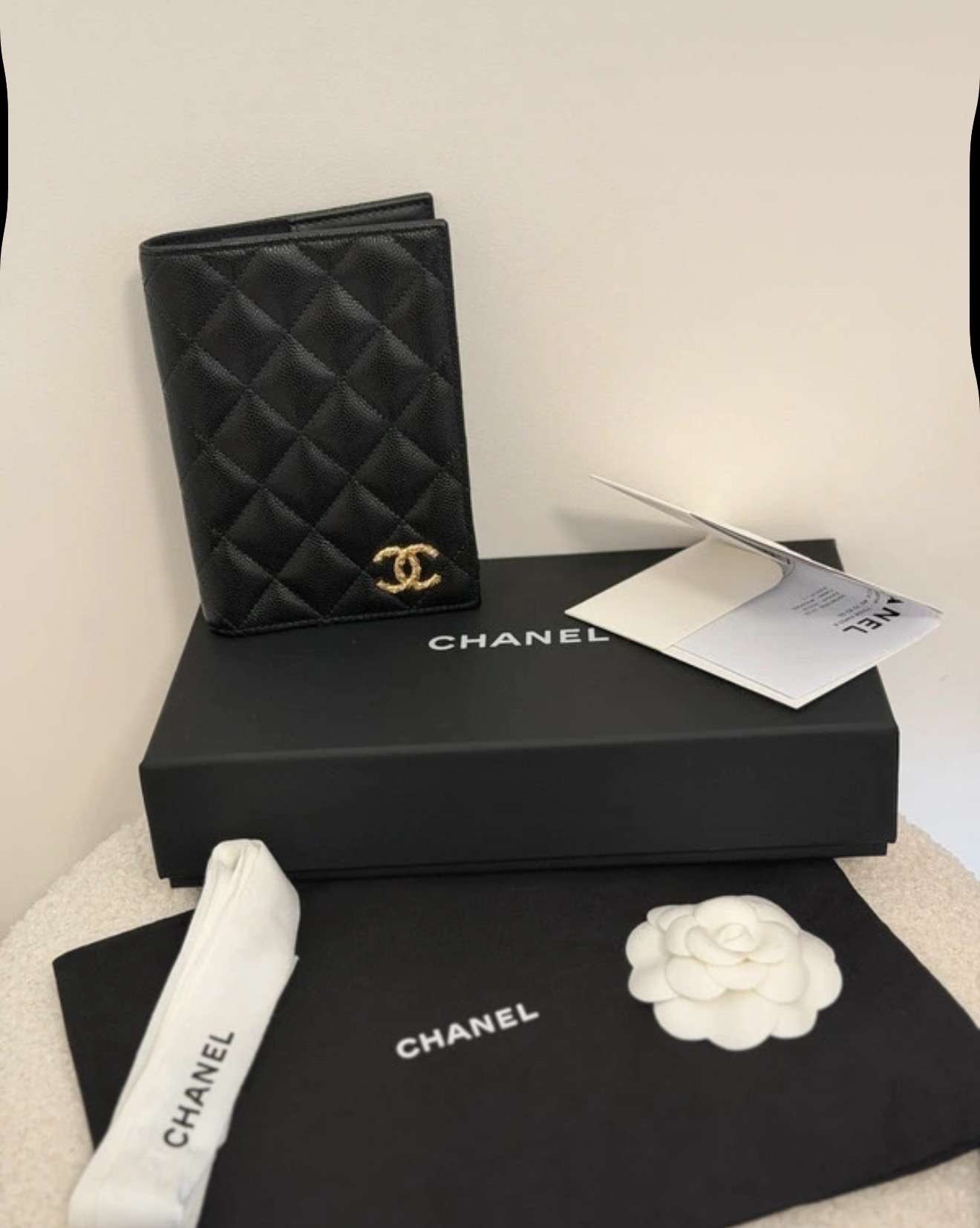 Chanel kartovnik alebo púzdro na pas